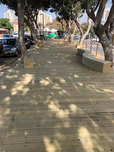 בניית שביל דק 2